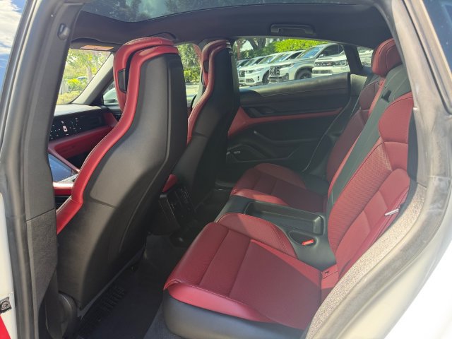 Used 2020 Porsche Taycan 4S AWD/4WD image 13