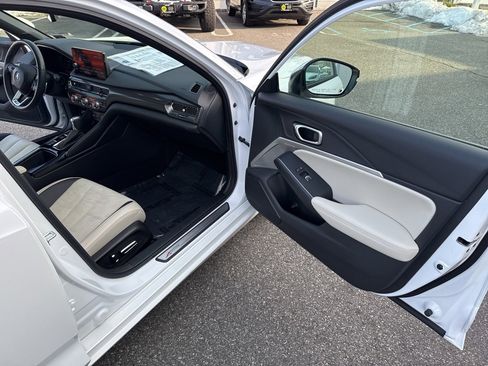 Used 2023 Acura Integra A-Spec image 27