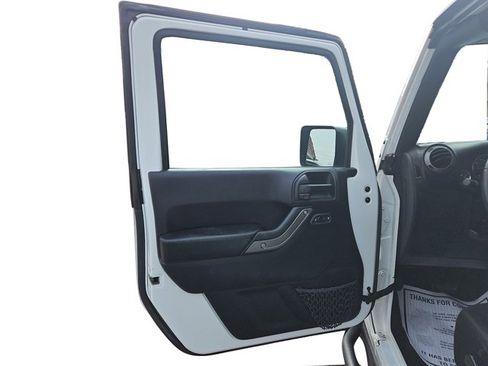 Used 2016 Jeep Wrangler Unlimited Sport image 23