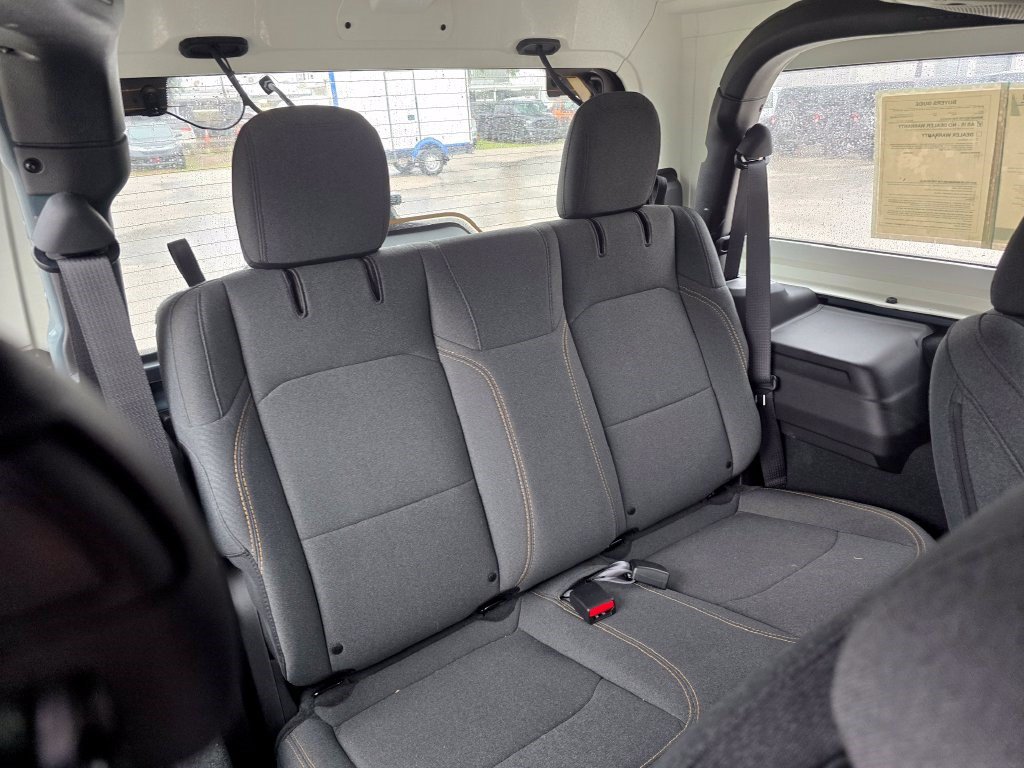 Used 2025 Jeep Wrangler Sport AWD/4WD image 29