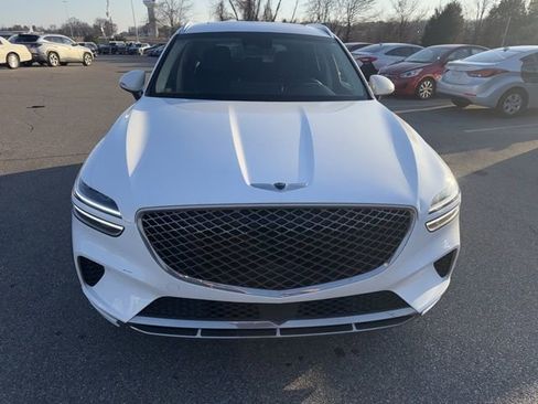 Used 2023 Genesis GV70 2.5T w/ Select Package image 2