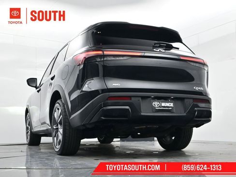 Used 2023 INFINITI QX60 Luxe image 56