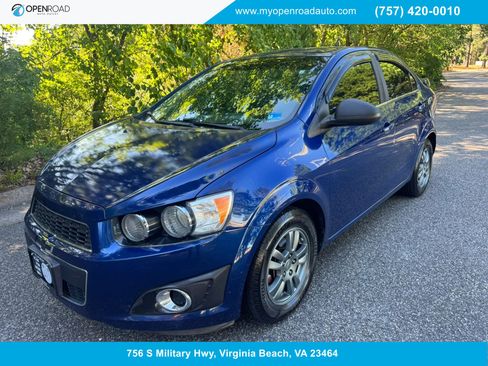 Used 2013 Chevrolet Sonic LT FWD image 1