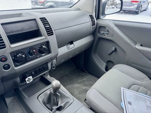 Used 2016 Nissan Frontier S image 24