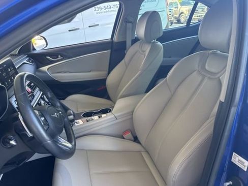 Used 2020 Genesis G70 2.0T image 13