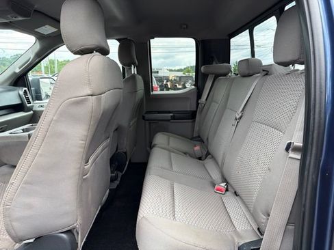 Used 2015 Ford F150 XLT w/ Equipment Group 302A Luxury AWD/4WD image 10