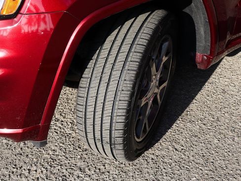 Used 2020 Jeep Grand Cherokee Overland image 51