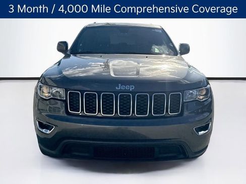 Used 2021 Jeep Grand Cherokee Laredo X image 2