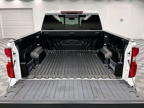 Used 2024 Chevrolet Silverado 1500 LT Trail Boss w/ Convenience Package II image 31