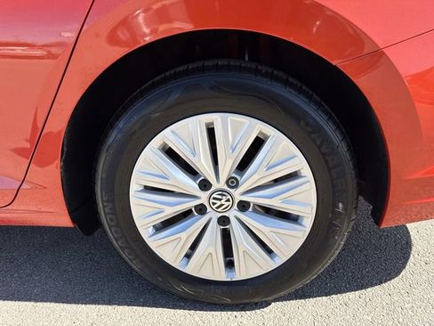 Used 2019 Volkswagen Jetta S image 31