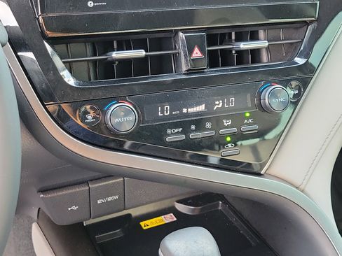 Certified 2024 Toyota Camry XLE FWD image 29