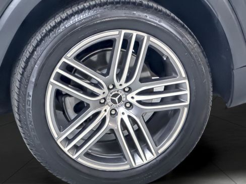 Used 2024 Mercedes-Benz GLS 450 4MATIC image 26