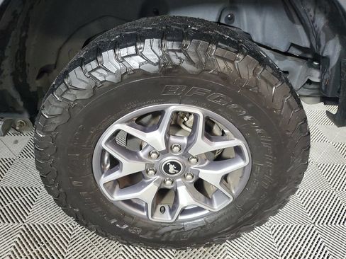 Used 2023 Ford Bronco Badlands AWD/4WD image 9