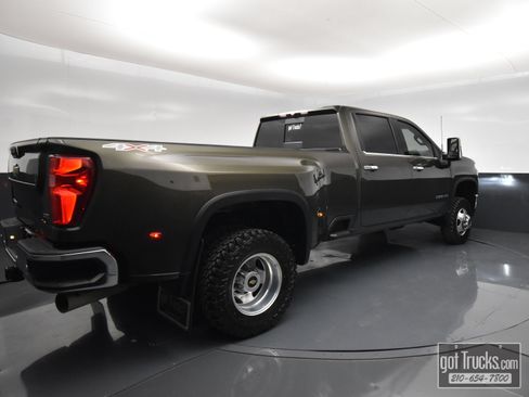 Used 2022 Chevrolet Silverado 3500 LTZ w/ LTZ Convenience Package AWD/4WD image 48