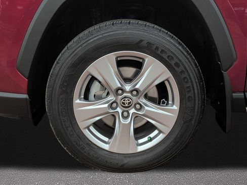 Used 2023 Toyota RAV4 XLE w/ Convenience Package FWD image 7