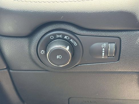 Used 2022 Dodge Durango GT AWD/4WD image 18