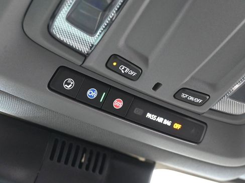 Used 2024 Chevrolet Silverado 1500 RST image 20