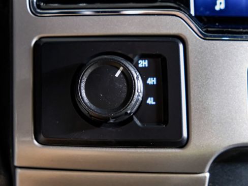 Used 2022 Ford F350 Lariat w/ Lariat Value Package AWD/4WD image 24