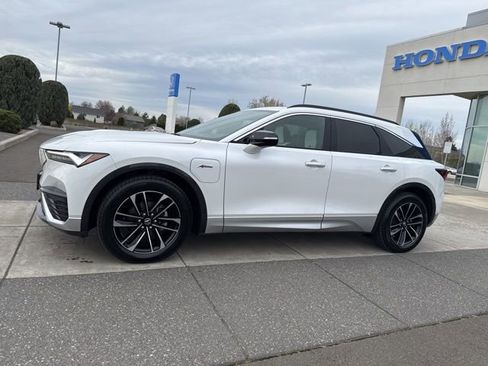 Used 2024 Acura ZDX A-Spec image 12