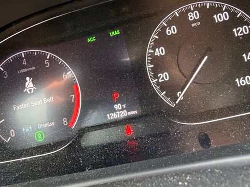 Used 2018 Honda Accord Sport image 7