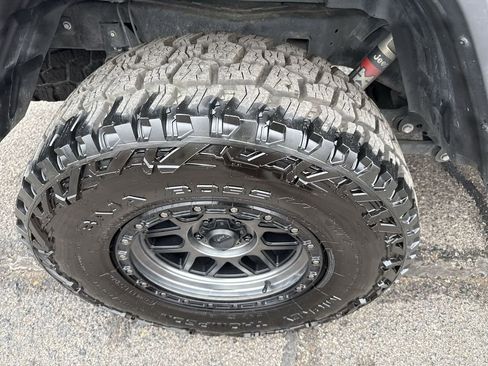 Used 2021 Jeep Gladiator Rubicon image 40