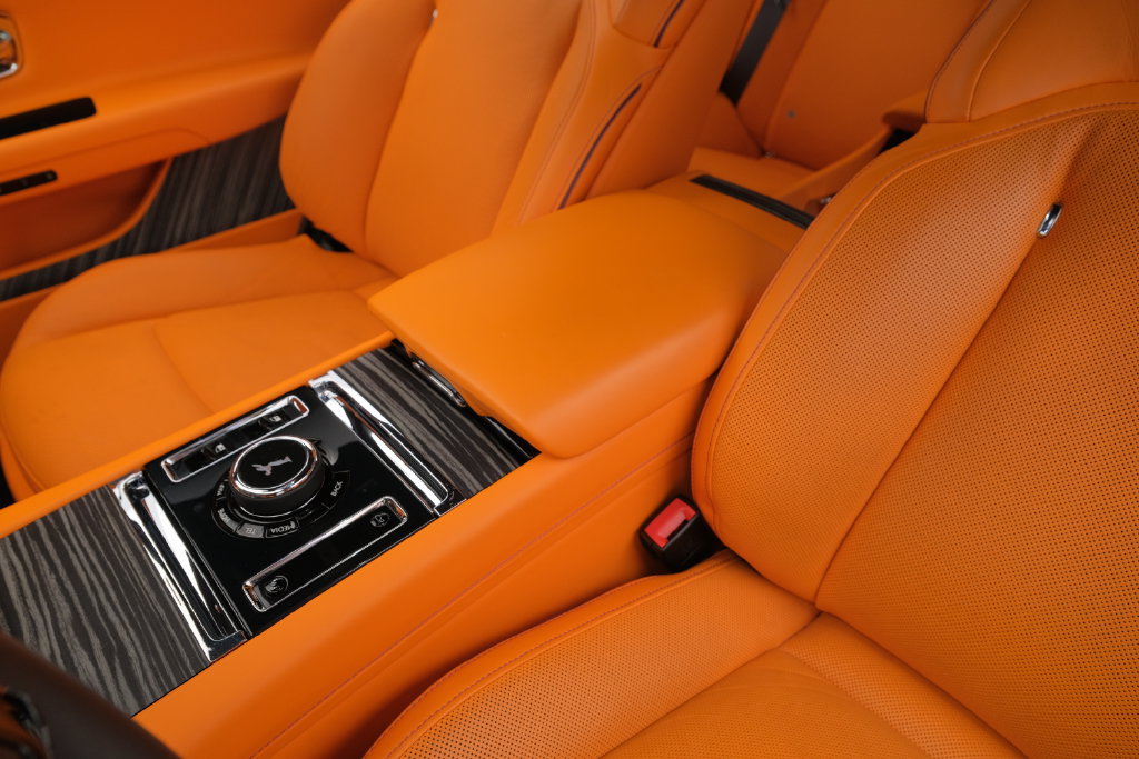 Used 2024 Rolls-Royce Spectre w/ Spectre Launch Package AWD/4WD image 12