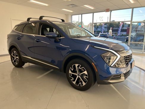 Used 2024 Kia Sportage EX image 56