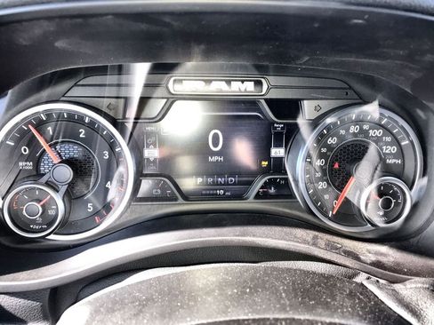New 2025 RAM 2500 Big Horn AWD/4WD image 15