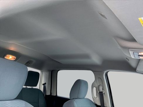 Used 2018 RAM 3500 Tradesman w/ Chrome Appearance Group image 17