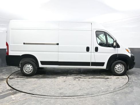 Used 2023 RAM ProMaster 2500 image 8