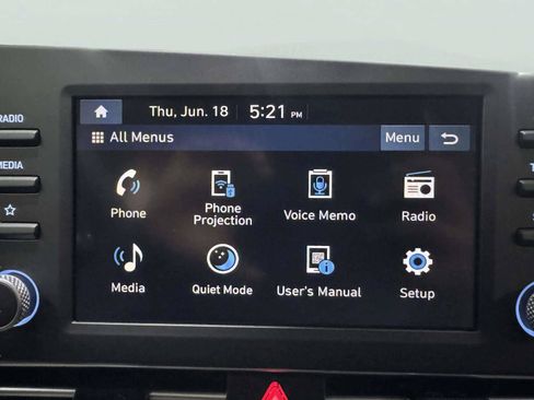 Used 2026 Hyundai Elantra SE FWD image 27
