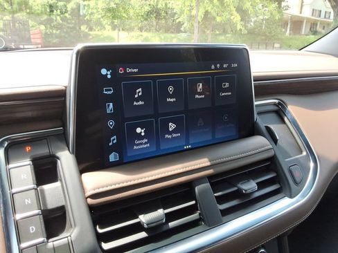 Certified 2023 Chevrolet Tahoe High Country w/ Advanced Technology Package AWD/4WD image 34