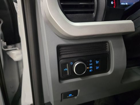 Used 2024 Ford F350 XL w/ XL Driver Assist Package RWD image 34