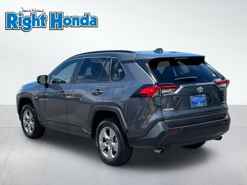 Used 2025 Toyota RAV4 XLE FWD image 4