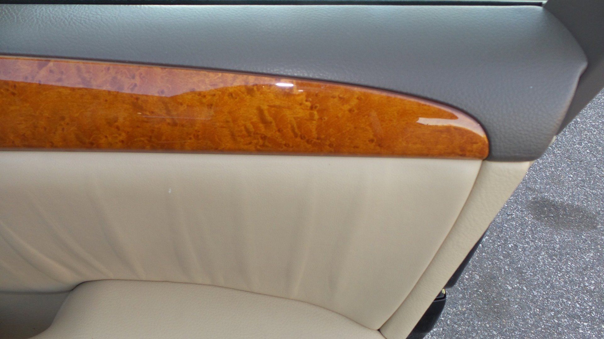 Used 2004 Lexus LS 430 RWD image 81