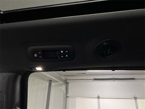 Used 2025 Chrysler Pacifica Limited w/ Trailer Tow Group image 22