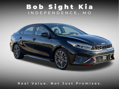 Certified 2023 Kia Forte GT w/ GT2 Package image 17