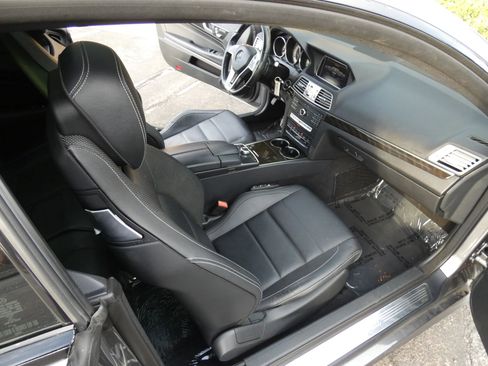 Used 2017 Mercedes-Benz E 400 Coupe image 25
