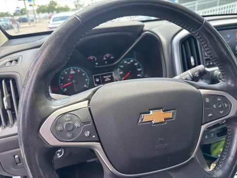 Used 2022 Chevrolet Colorado LT w/ Luxury Package AWD/4WD image 19