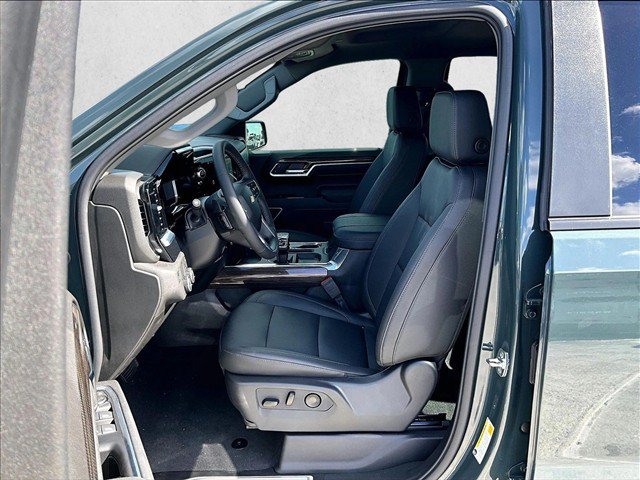 Used 2026 Chevrolet Silverado 1500 LT w/ Safety Package RWD image 28