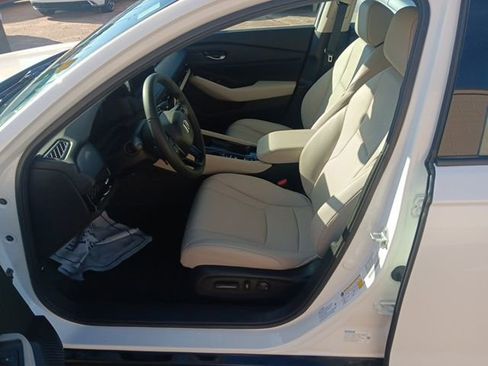 Used 2025 Honda Accord EX-L image 19