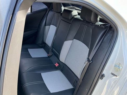 Used 2019 Toyota Corolla XSE image 19