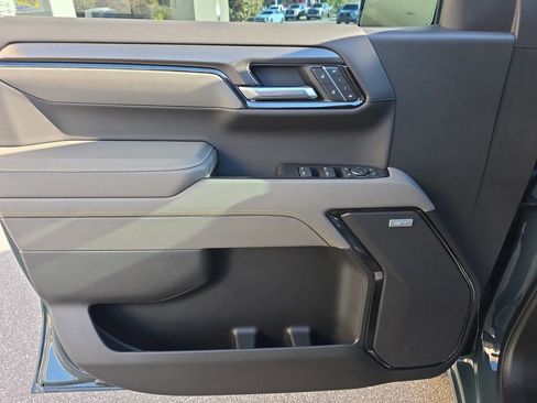 Certified 2025 Chevrolet Silverado 1500 ZR2 w/ Technology Package image 19