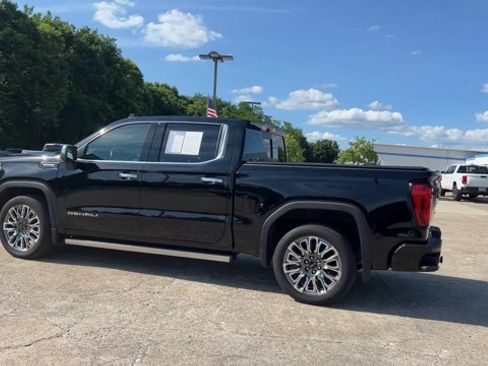Used 2024 GMC Sierra 1500 Denali Ultimate AWD/4WD image 6