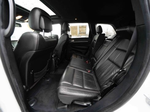 Used 2016 Jeep Grand Cherokee Limited image 22
