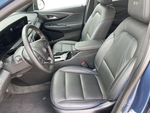 Used 2024 Buick Envista Sport Touring w/ Convenience I Package image 12