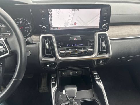 Certified 2023 Kia Sorento S w/ Panoramic Sunroof Package AWD/4WD image 10