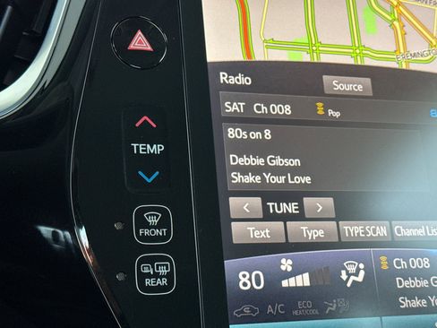 Used 2017 Toyota Prius Prime Advanced image 26