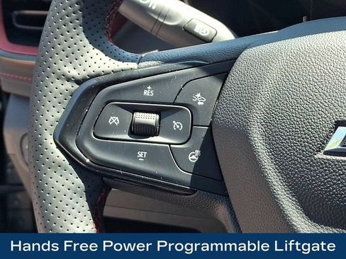 Used 2025 Chevrolet TrailBlazer RS w/ Convenience Package AWD/4WD image 7