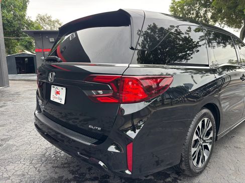 Used 2025 Honda Odyssey Elite image 29
